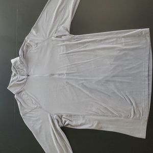 Travis Mathew Pullover. Men's Large Gray, Almost New